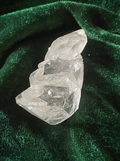 Quartz Medium Cluster